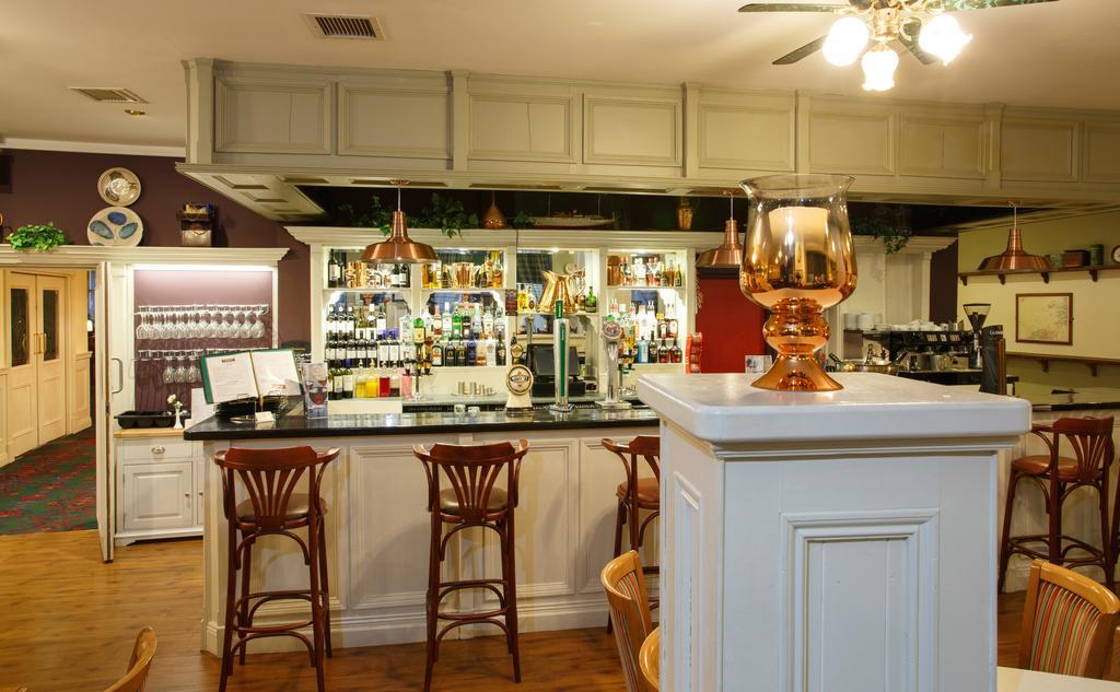 The Clonakilty Hotel Buitenkant foto