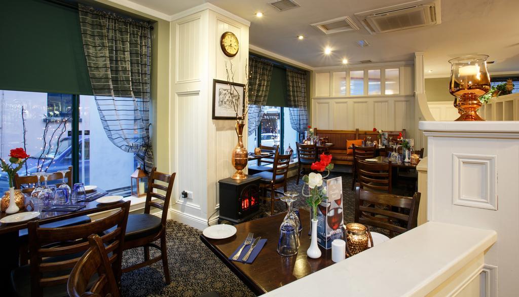 The Clonakilty Hotel Buitenkant foto