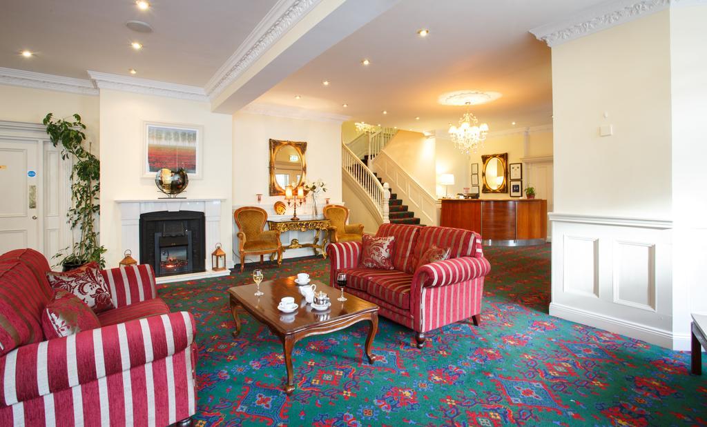 The Clonakilty Hotel Buitenkant foto