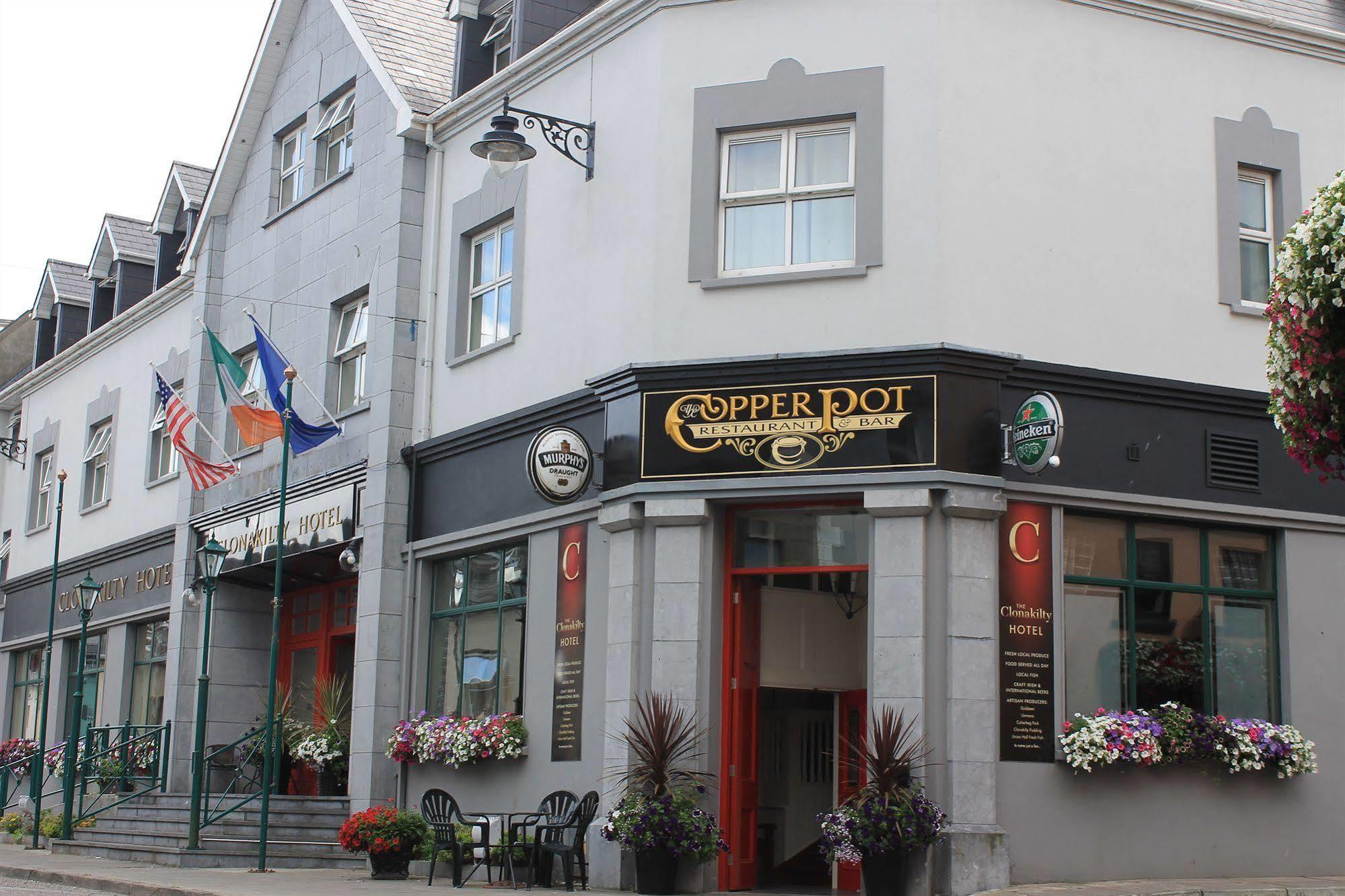 The Clonakilty Hotel Buitenkant foto